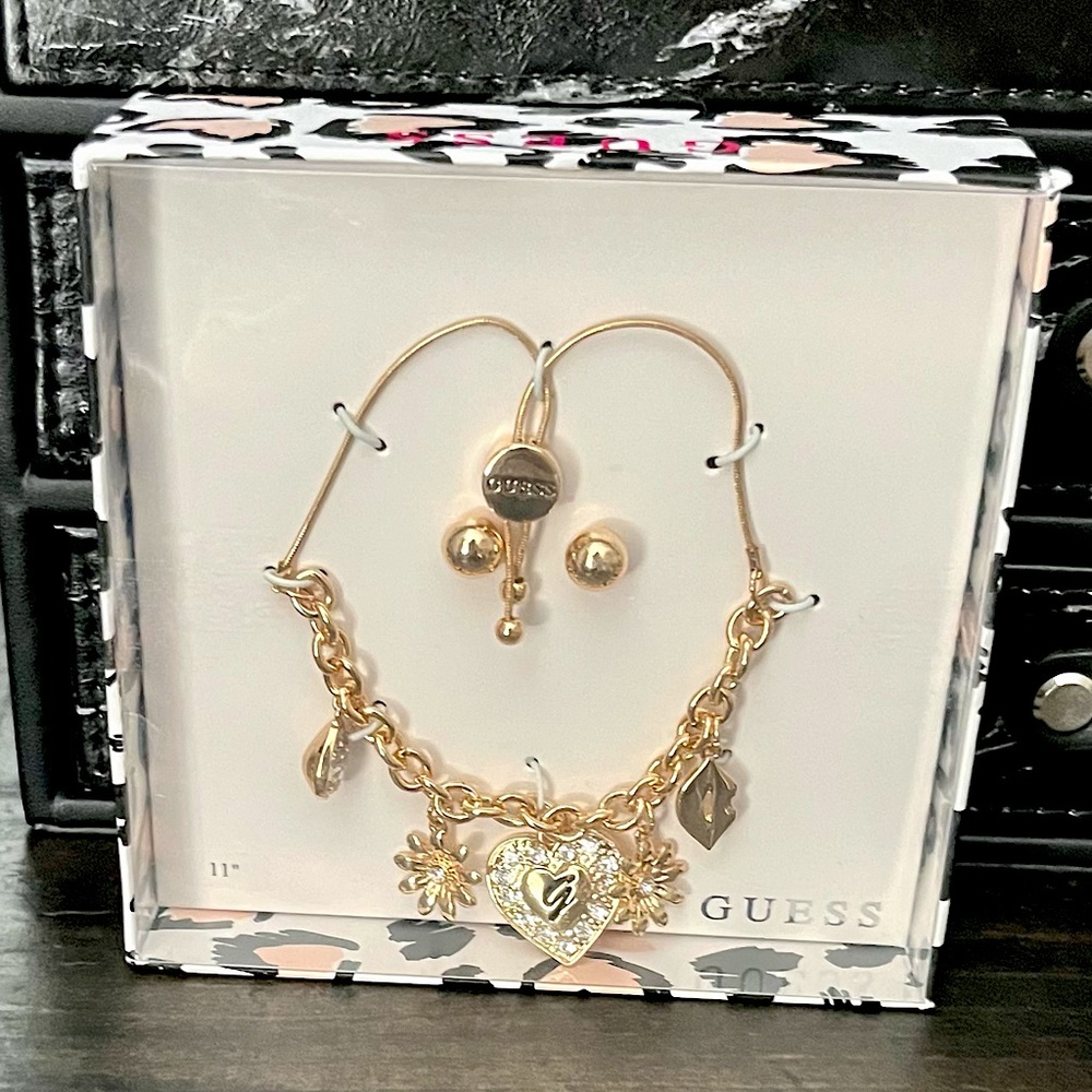 Guess Gold ⭐️Tone Bracelet& Earrings